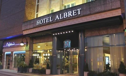 Hotel Albret 4*